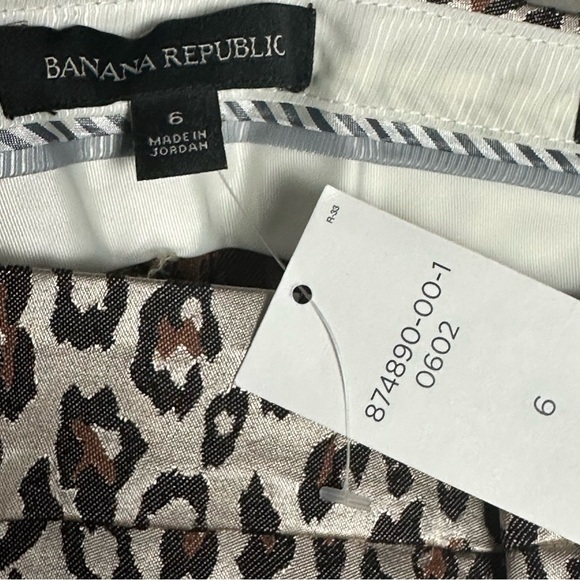 NWT Banana Republic Silky Animal-Print Ankle Pant. 6 - Picture 8 of 10